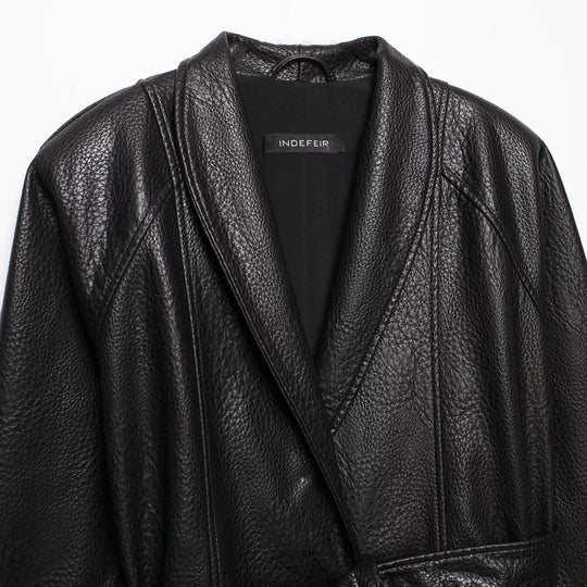 Damen Kurzjacke aus Lederoptik mit Schalkragen und Taillenbindegürtel Nord Taschen