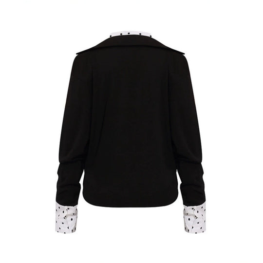 Damen Lagen-Langarmshirt mit tiefem V-Ausschnitt, angenähter Hemdblende und Polka-Dot-Details Nord Taschen