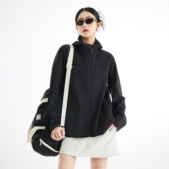 Damen Atmungsaktive Softshell-Regenjacke mit Kapuze, winddicht und minimalistischer Tech-Optik Nord Taschen