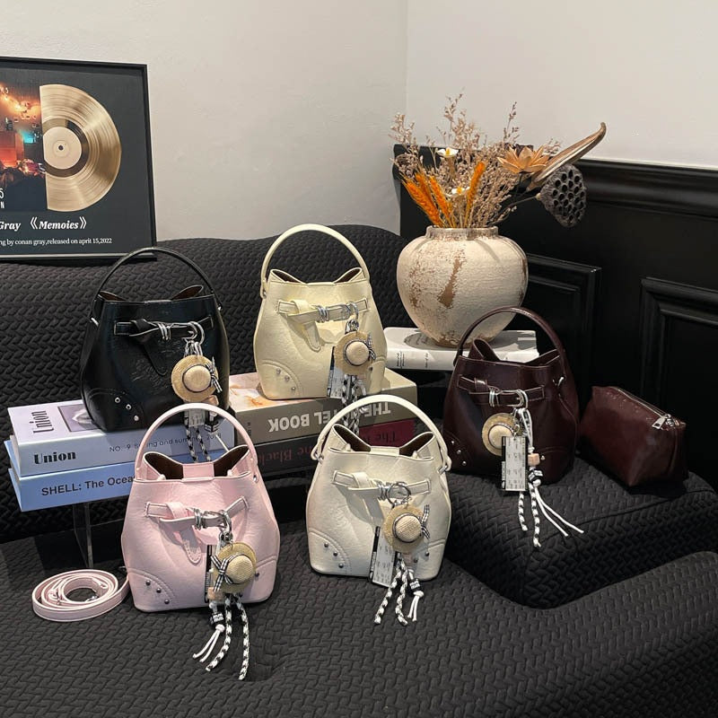 Damen stilvolle Mini-Beuteltasche mit abnehmbarem Kosmetiktäschchen Nord Taschen
