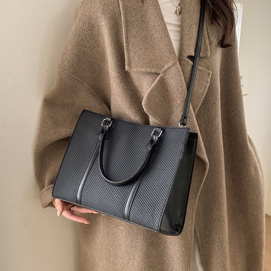 Damen modische Handtasche mit detailverliebtem Design Nord Taschen