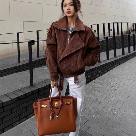 Damen Oversized Veloursleder-Bomberjacke mit Taillengürtel und Schalkragen Nord Taschen