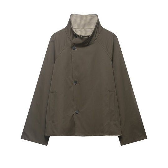 Damen kurzes Cape‑Mantel mit hohem Stehkragen, verdeckter Knopfleiste und Eingrifftaschen Nord Taschen