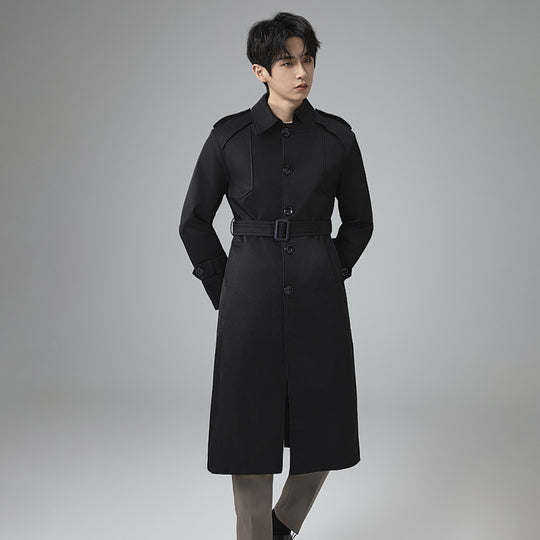 Herren Trenchcoat mit Taillengürtel, Schulterklappen und klassischer Knopfleiste Nord Taschen