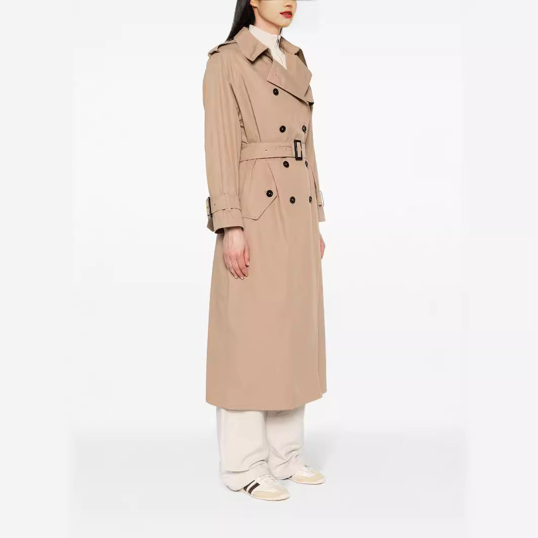 Damen Trenchcoat im Maxilänge mit doppelreihiger Knopfleiste und Taillengürtel Nord Taschen