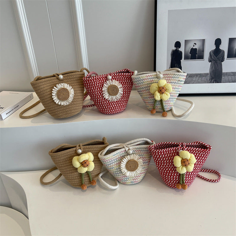 Damen stilvolle Sommerhandtasche mit verspieltem Blumendetail Nord Taschen