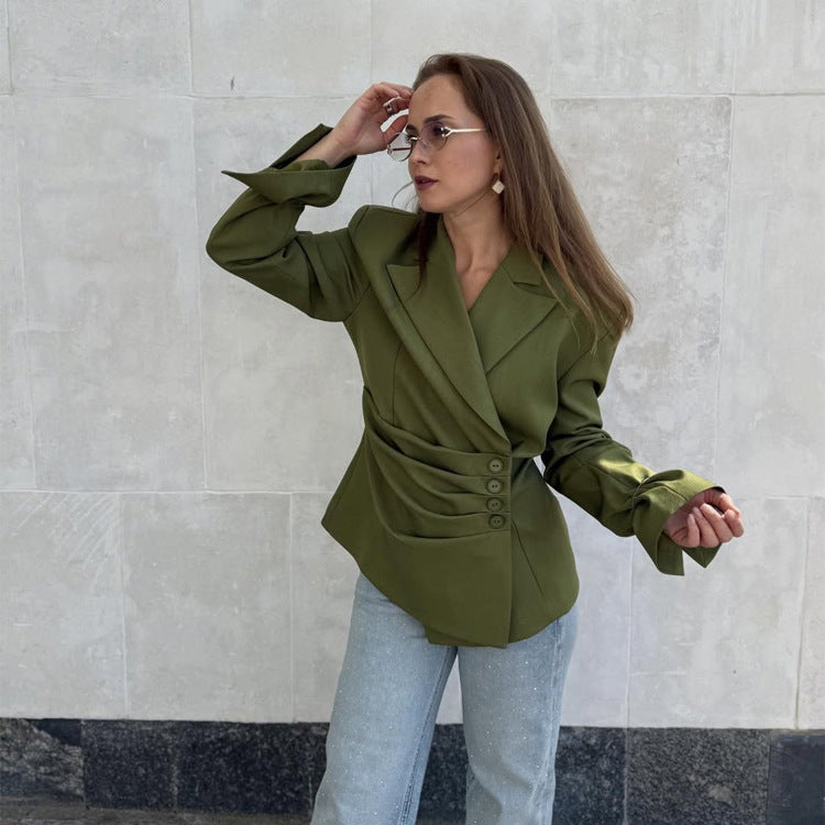 Damen Tailliertes Blazer-Set mit asymmetrischem Knopfverschluss und relaxter Bundfaltenhose Nord Taschen