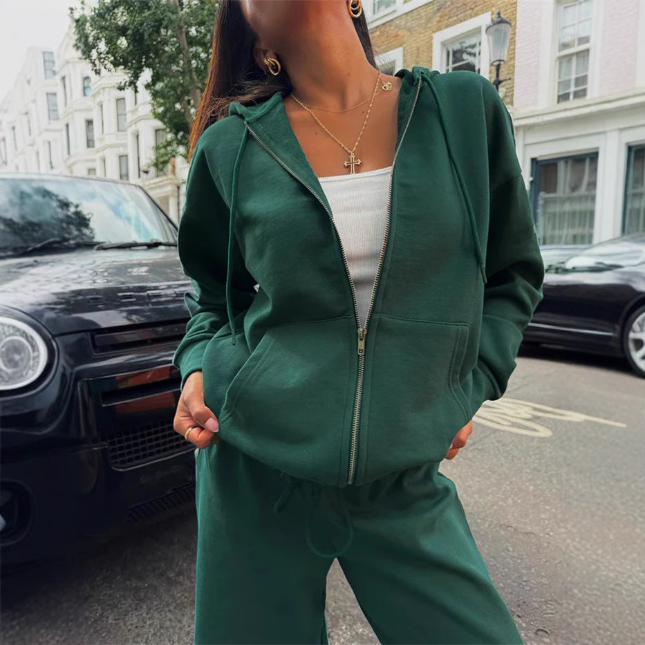 Damen gekürztes Kapuzen-Sweatshirt mit Oversize-Ärmeln und high-waist Wide-Leg Freizeithose Nord Taschen