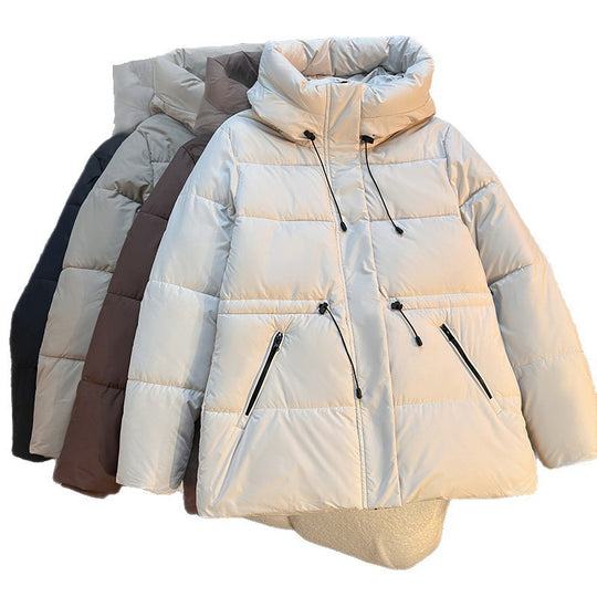 Damen nan taillierte wattierte Steppjacke mit hohem Stehkragen, verstellbarem Kordelzug und verdeckten Reißverschlusstaschen Nord Taschen