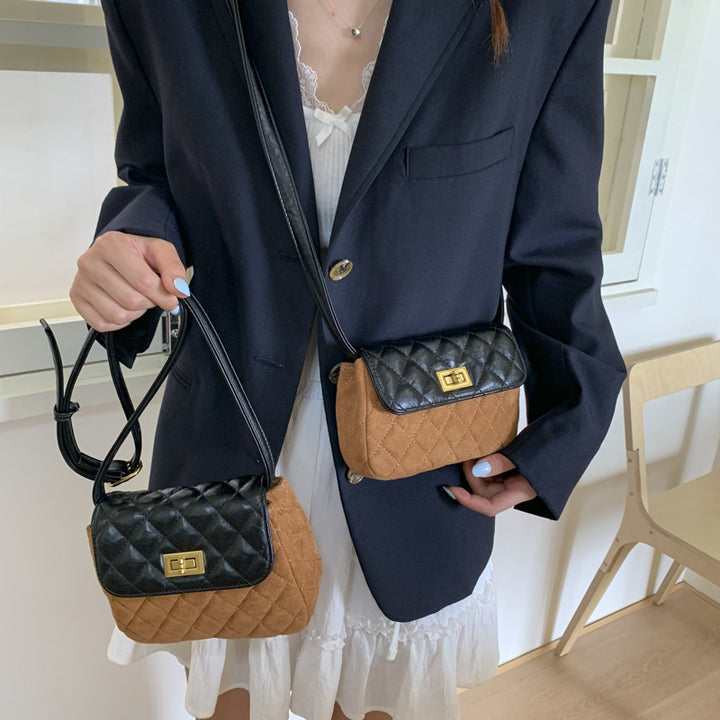 Damen elegante Umhängetasche mit mattem Finish und strukturiertem Design Nord Taschen