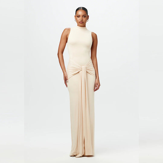 Damen Elegantes Maxikleid mit hochgeschlossenem Kragen und Drapierung Nord Taschen