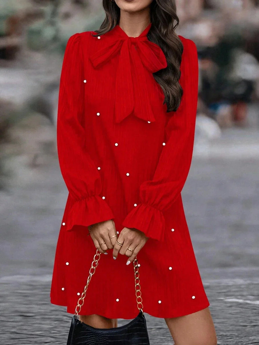 Damen Elegantes Minikleid mit Schleifenkragen und Rüschen Nord Taschen