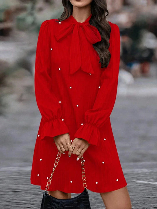 Damen Elegantes Minikleid mit Schleifenkragen und Rüschen Nord Taschen