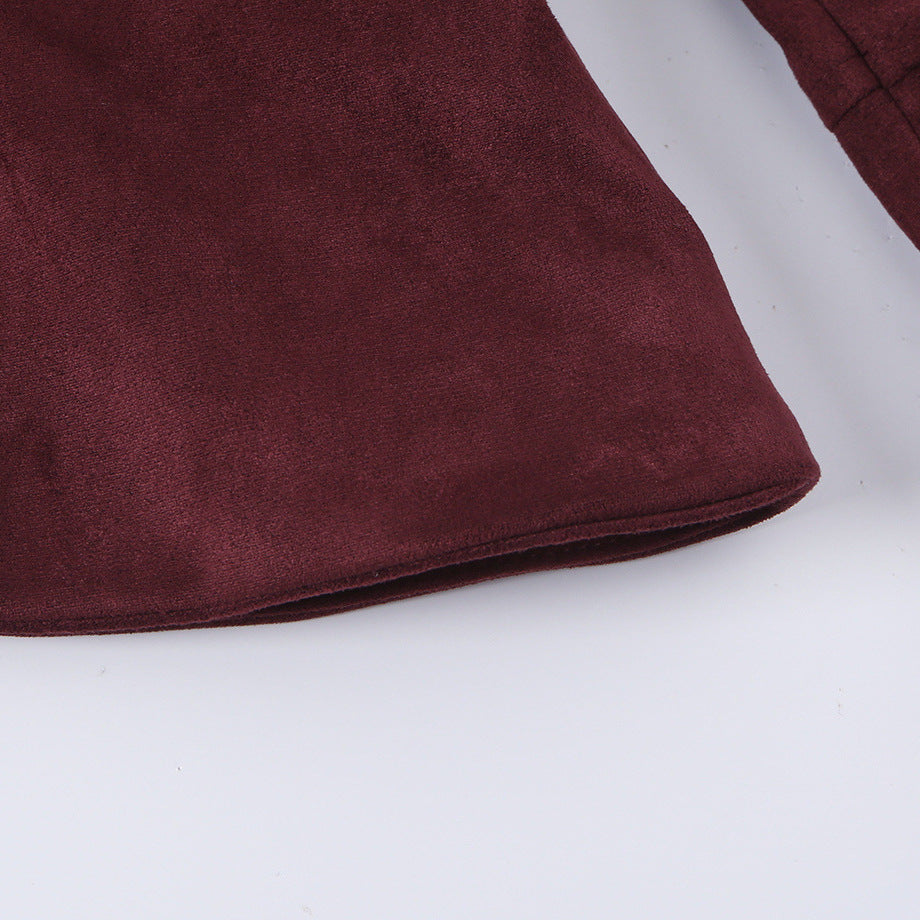 Damen Taillierte Paradejacke aus Veloursimitat mit hoher Knopfsteg‑Blende und Schulterpatten Nord Taschen