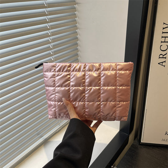 Damen elegante Clutch im modernen Steppmuster Nord Taschen