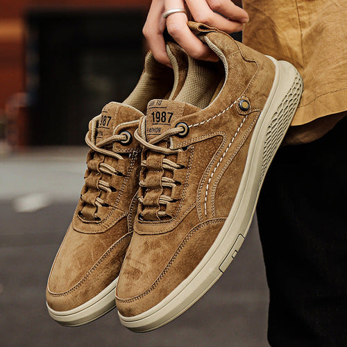 Herren Sneakers mit weichem Wildleder und atmungsaktiven Einsätzen Nord Taschen