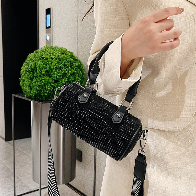 Damen elegante Umhängetasche mit Glitzerdetails Nord Taschen