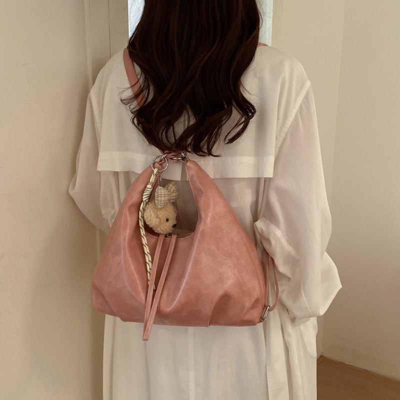 Damen Hobo-Tasche mit verspieltem Tieranhänger Nord Taschen