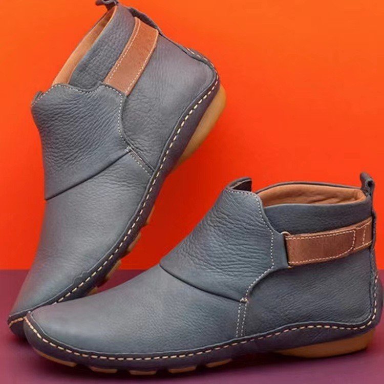 Damen Knöchelhohe Schlupf-Boots aus softem Lederimitat mit verstellbarem Klettriemen und handgenähter Mokassinnaht Nord Taschen