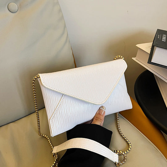 Damen Umhängetasche mit strukturiertem Design und verstellbarem Kettenriemen Nord Taschen