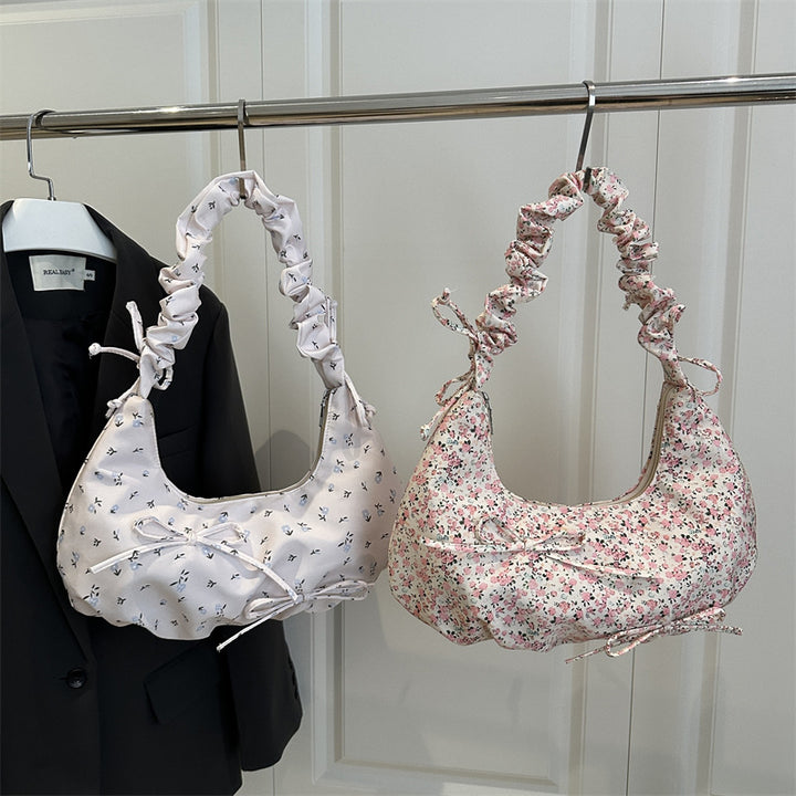 Damen modische Umhängetasche mit Blumenmuster und verspieltem Tragegriff Nord Taschen