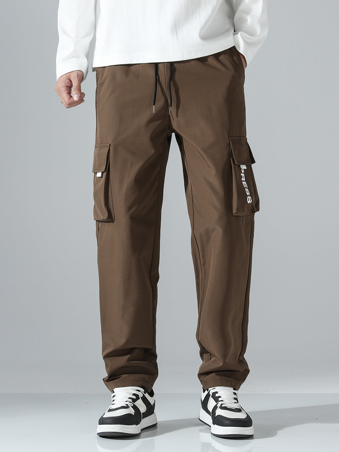 Herren Cargo-Jogginghose mit elastischem Bund, seitlichen Klapp- & Reißverschlusstaschen Nord Taschen