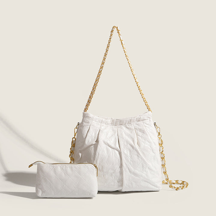 Damen Hobo-Tasche mit edler Faltentechnik und funkelndem Kettenriemen Nord Taschen