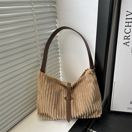 Damen Hobo-Tasche mit luxuriösem Rippenmuster und eleganter Lederakzent Nord Taschen