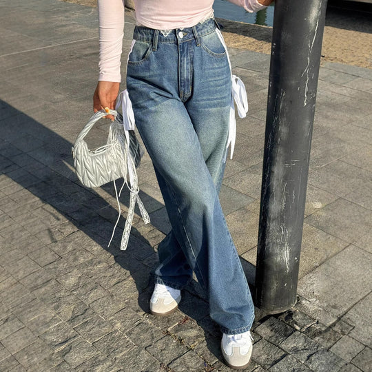Damen Weite High-Waist Denim-Jeans mit dekorativen Seitenbändern und geradem Bein Nord Taschen