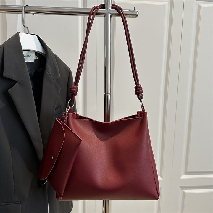 Damen elegante Schultertasche mit abnehmbarem Kosmetiktäschchen Nord Taschen