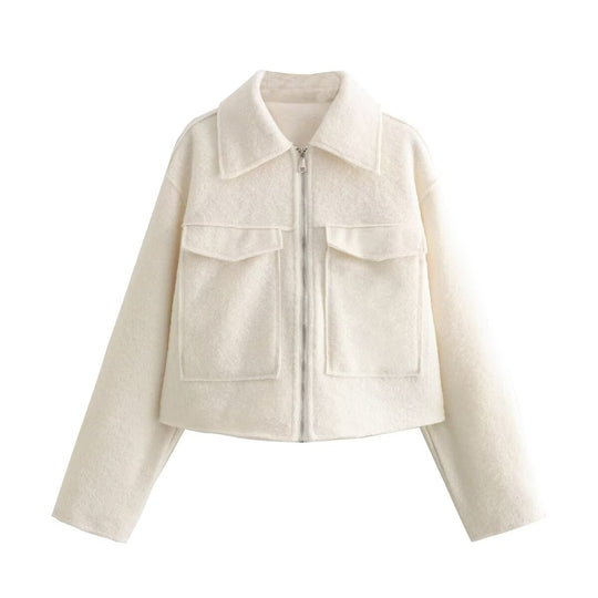 Damen Boxy-Cropped-Jacke aus Bouclé‑Wollmix mit Hemdkragen und aufgesetzten Pattentaschen Nord Taschen