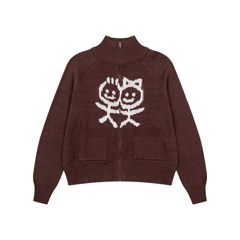 Damen Grobstrick-Zipcardigan mit Stehkragen, aufgesetzten Taschen und Cartoon-Intarsie Nord Taschen
