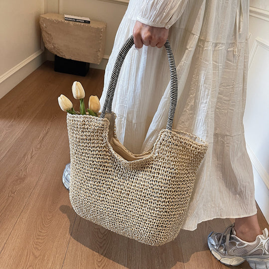 Damen Strandtasche aus handgewebtem Naturmaterial mit gestreiften Griffen Nord Taschen