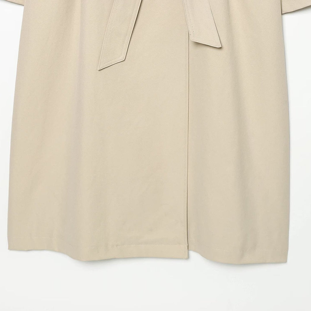 Damen Weitgeschnittener Trenchcoat mit Funnelkragen, asymmetrischer Knopfleiste und Bindegürtel Nord Taschen