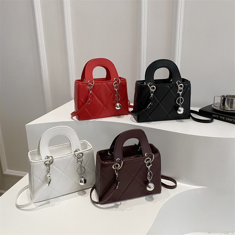 Damen Handtasche im modernen Steppmuster Nord Taschen