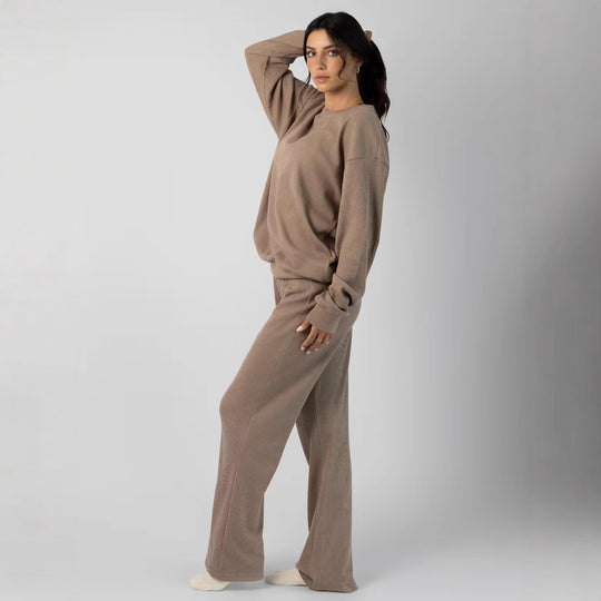 Damen geräumiges Waffelstrick-Loungewear-Set mit Rundhalsausschnitt und Tunnelzughose Nord Taschen