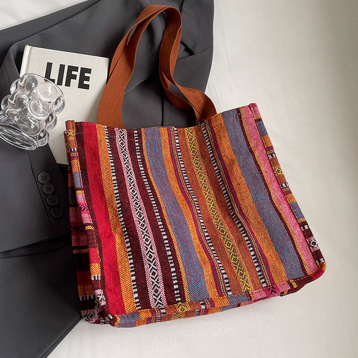 Damen Handtasche mit farbenfrohem geometrischen Muster Nord Taschen
