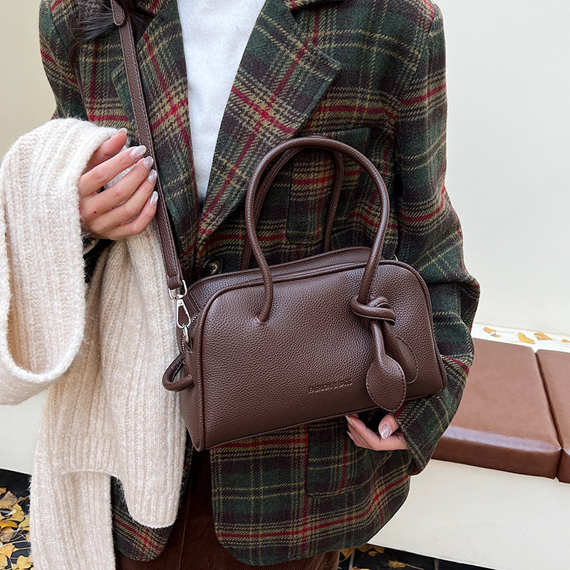 Damenhandtasche aus hochwertigem Kunstleder mit elegantem Kordelzug Nord Taschen