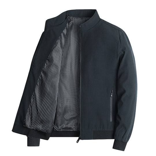 Herren leichte Blousonjacke mit Stehkragen, gestreiftem Innenfutter und Reißverschlusstaschen Nord Taschen