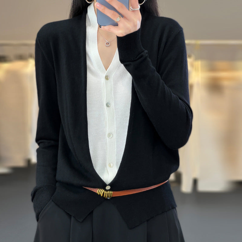 Damen Leichter Offener Feinstrick-Cardigan mit asymmetrischer Zipfelkante und taillierter Silhouette Nord Taschen