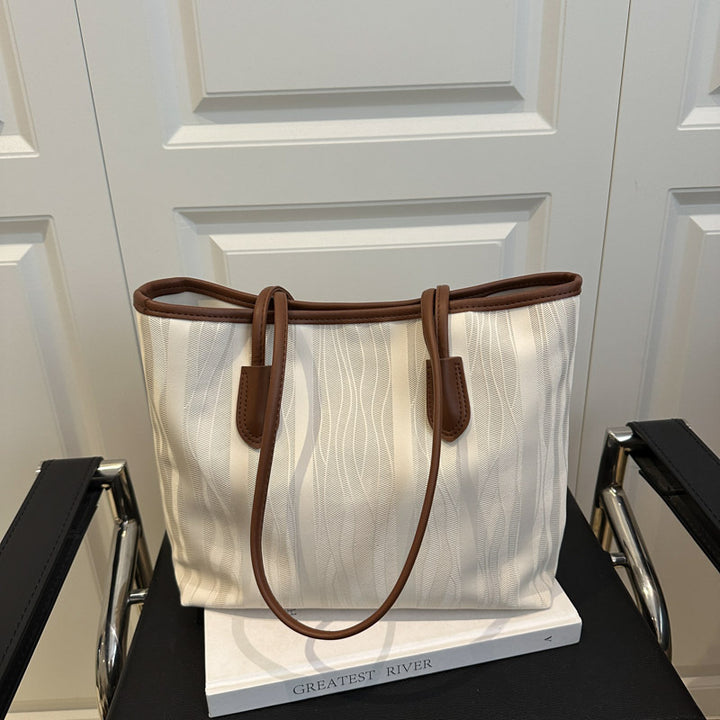 Damen große Shopper-Tasche mit innovativer Wellenstruktur Nord Taschen