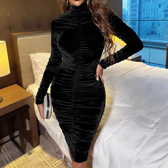 Damen Elegantes figurbetontes Samtkleid Nord Taschen