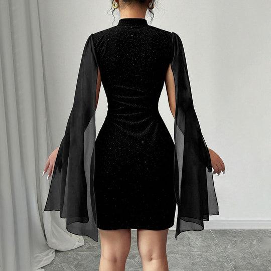 Damen figurbetontes Minikleid mit fließenden Cape-Ärmeln und funkelnder Punktverzierung Nord Taschen
