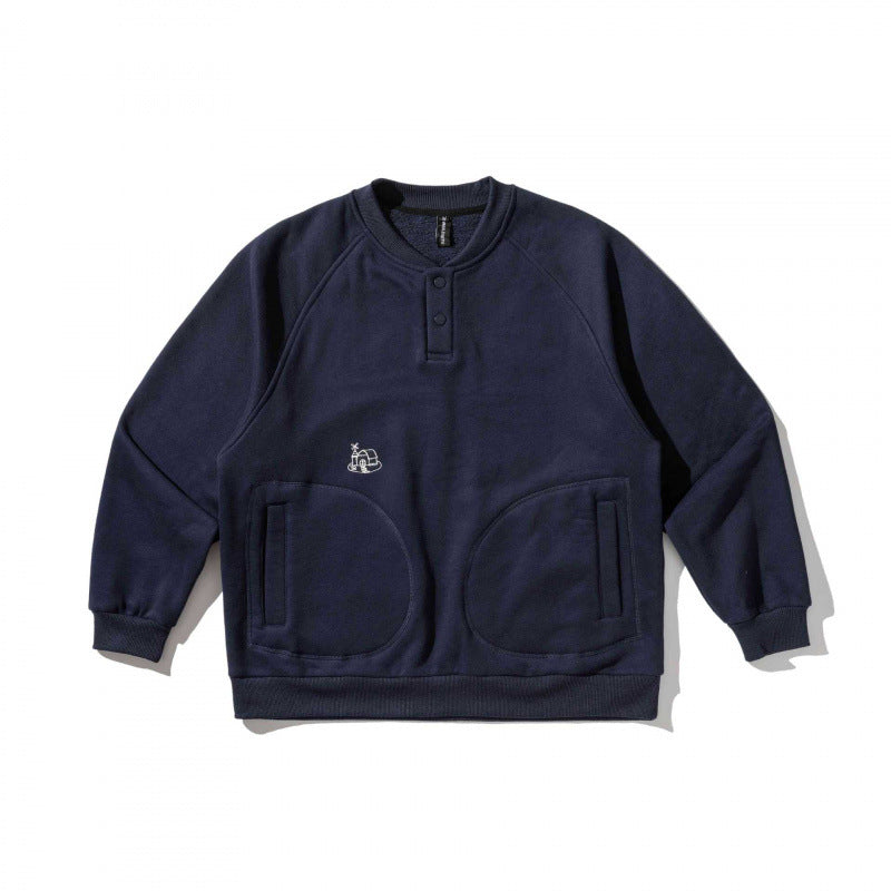 Unisex Oversize-Sweatshirt mit Henley-Knopfleiste, Raglanärmeln und runden Eingrifftaschen Nord Taschen