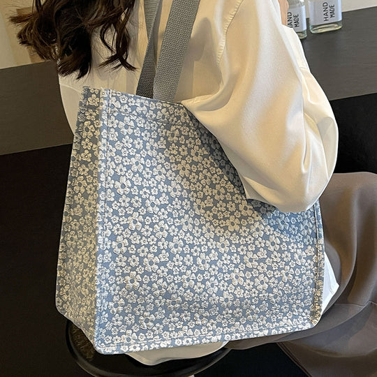 Damen Einkaufstasche aus strapazierfähigem Material mit floralem Design Nord Taschen