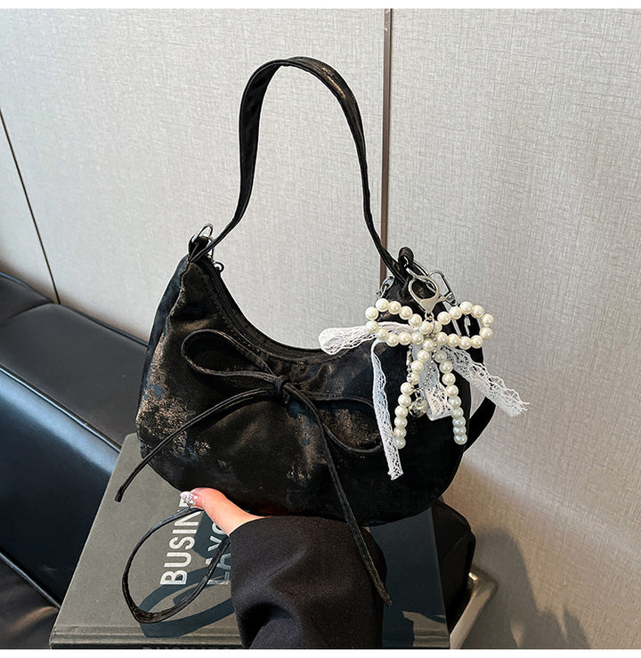 Damen elegante Hobo-Tasche aus samtartigem Material mit dekorativem Perlen-Detail Nord Taschen