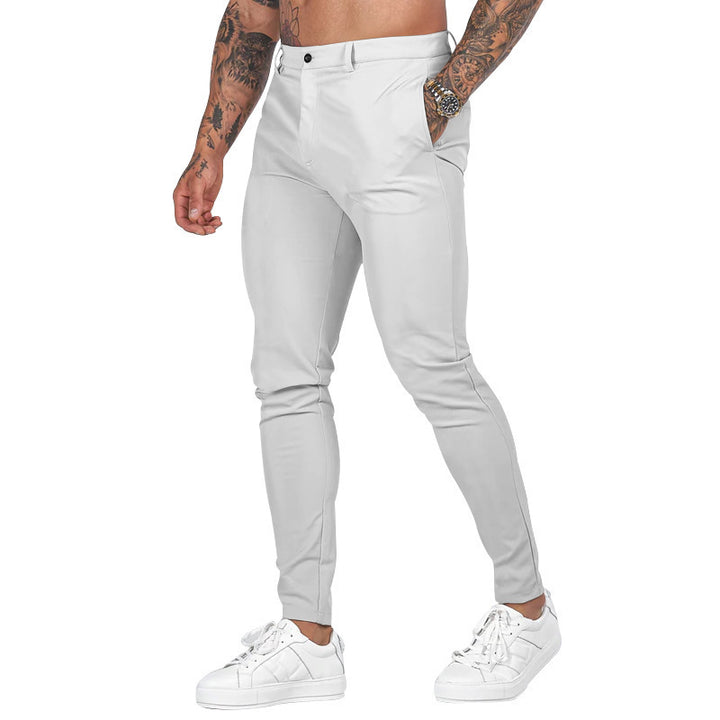 Herren Slim-Fit Stretch-Chino mit schmal zulaufendem Bein und dezenten Eingrifftaschen Nord Taschen