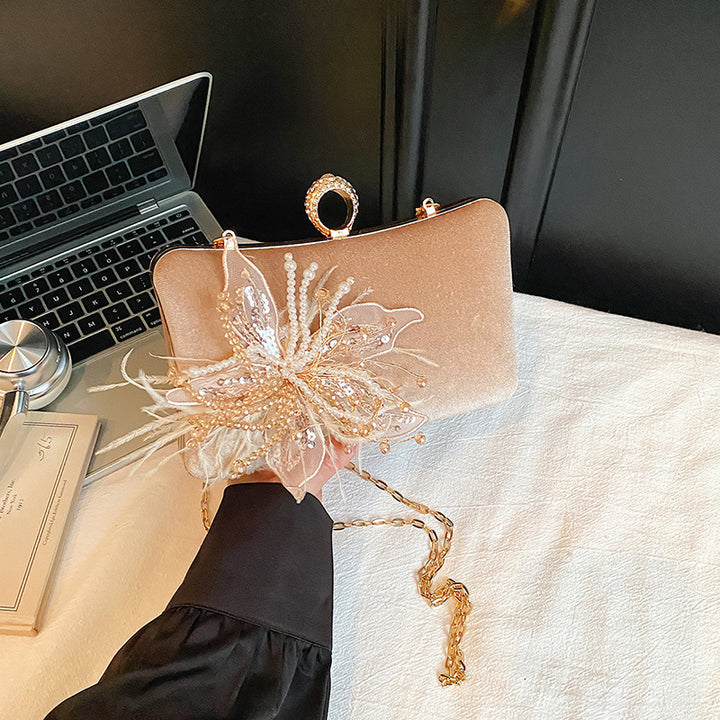 Damen Clutch-Tasche mit elegantem Blüten-Design Nord Taschen