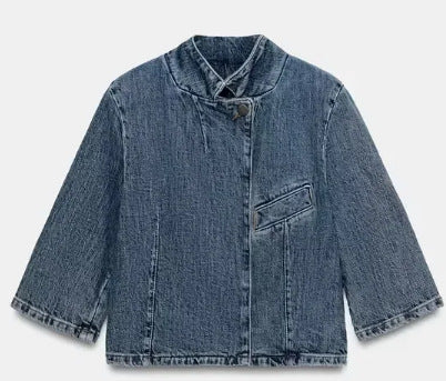 Damen Boxy Cropped Denimjacke mit Mandarin-Kragen, asymmetrischer Knopfblende und Fransenabschluss Nord Taschen