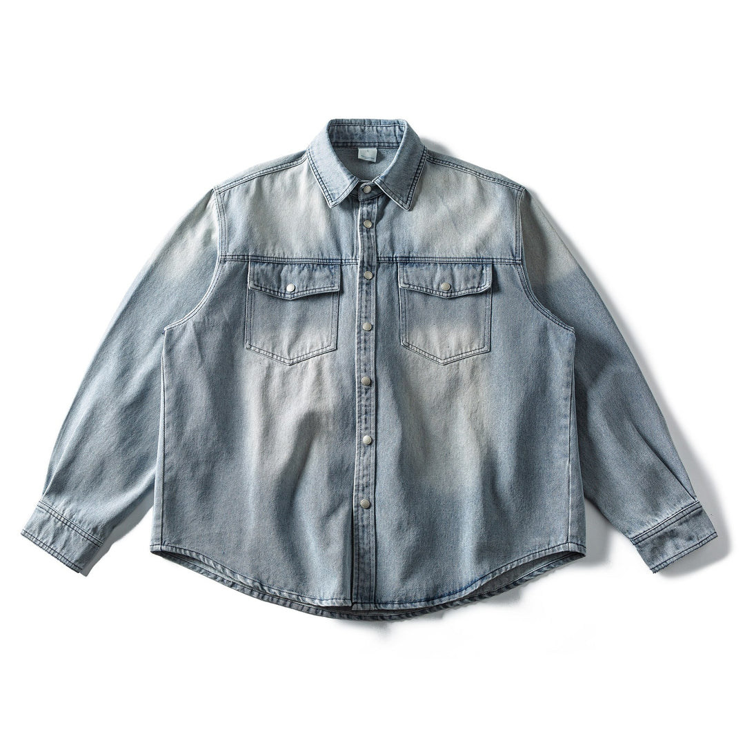 Damen Weite Denim‑Hemdjacke im Oversize‑Cut mit Druckknopfblende, Western‑Brusttaschen und abgerundetem Saum Nord Taschen